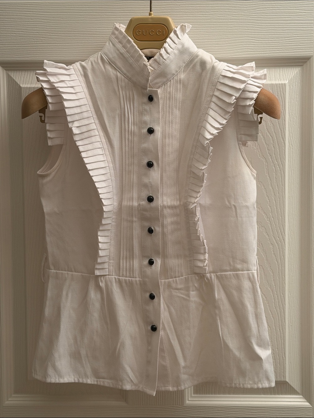 Tailor White Pleated Ruffle Sleeveless Button Front Blouse